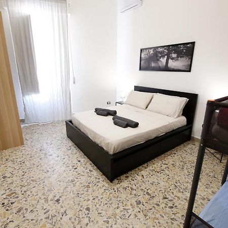 Apartment Holiday Catania Exterior foto