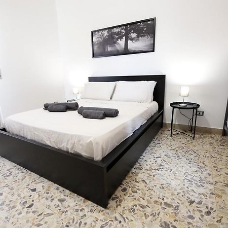 Apartment Holiday Catania Exterior foto